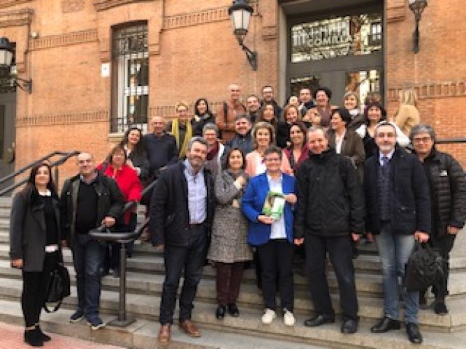 Creación de la Asociación Universitaria Española del Trabajo Social (AUETS)